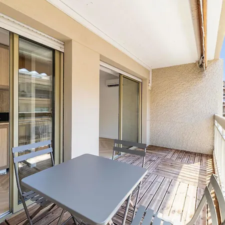 2 Ferrie - Beautifully Renovated 50 M From Croisette *